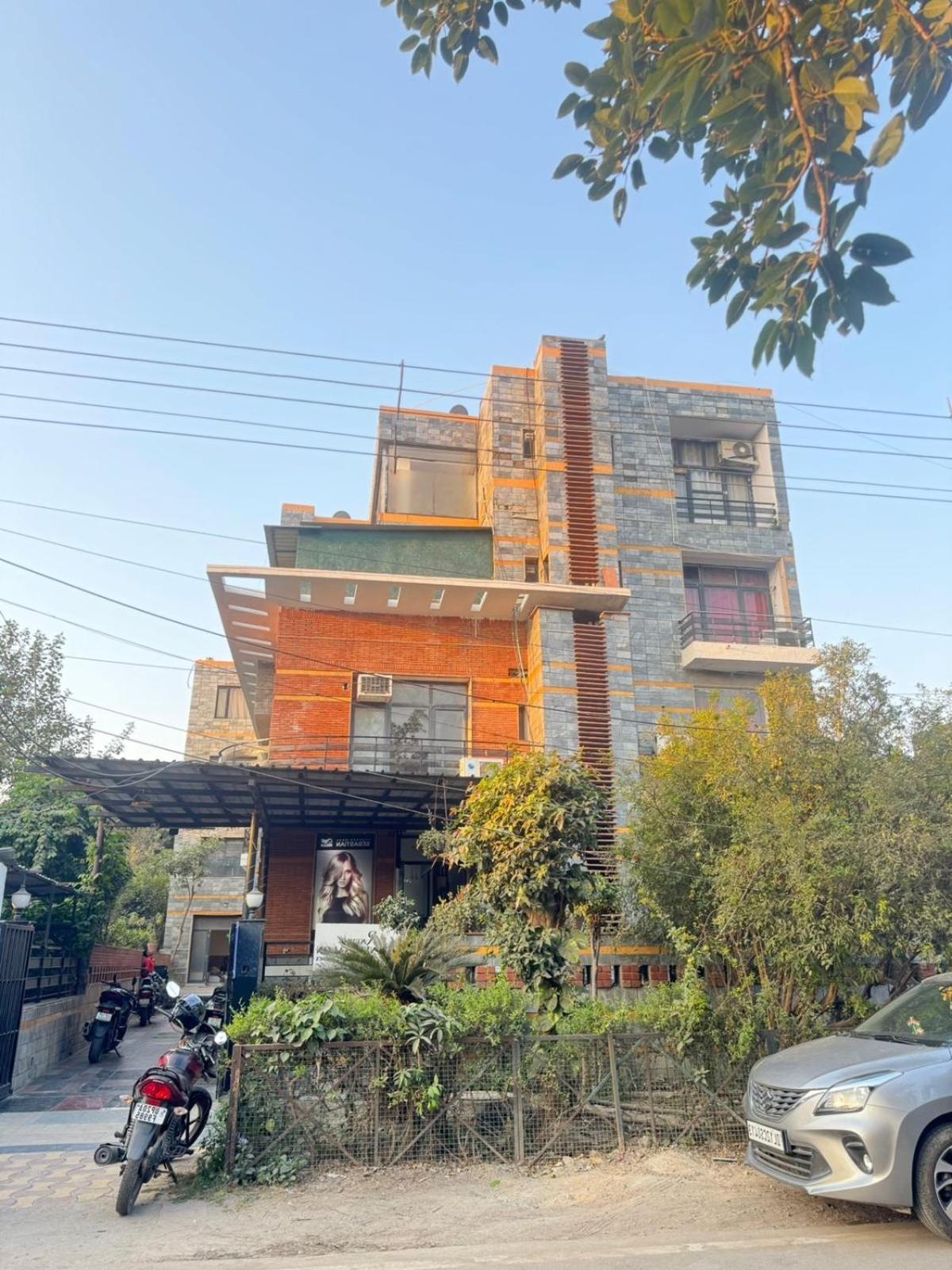 Hotel Warm Welcome - Noida Sector 51 المظهر الخارجي الصورة