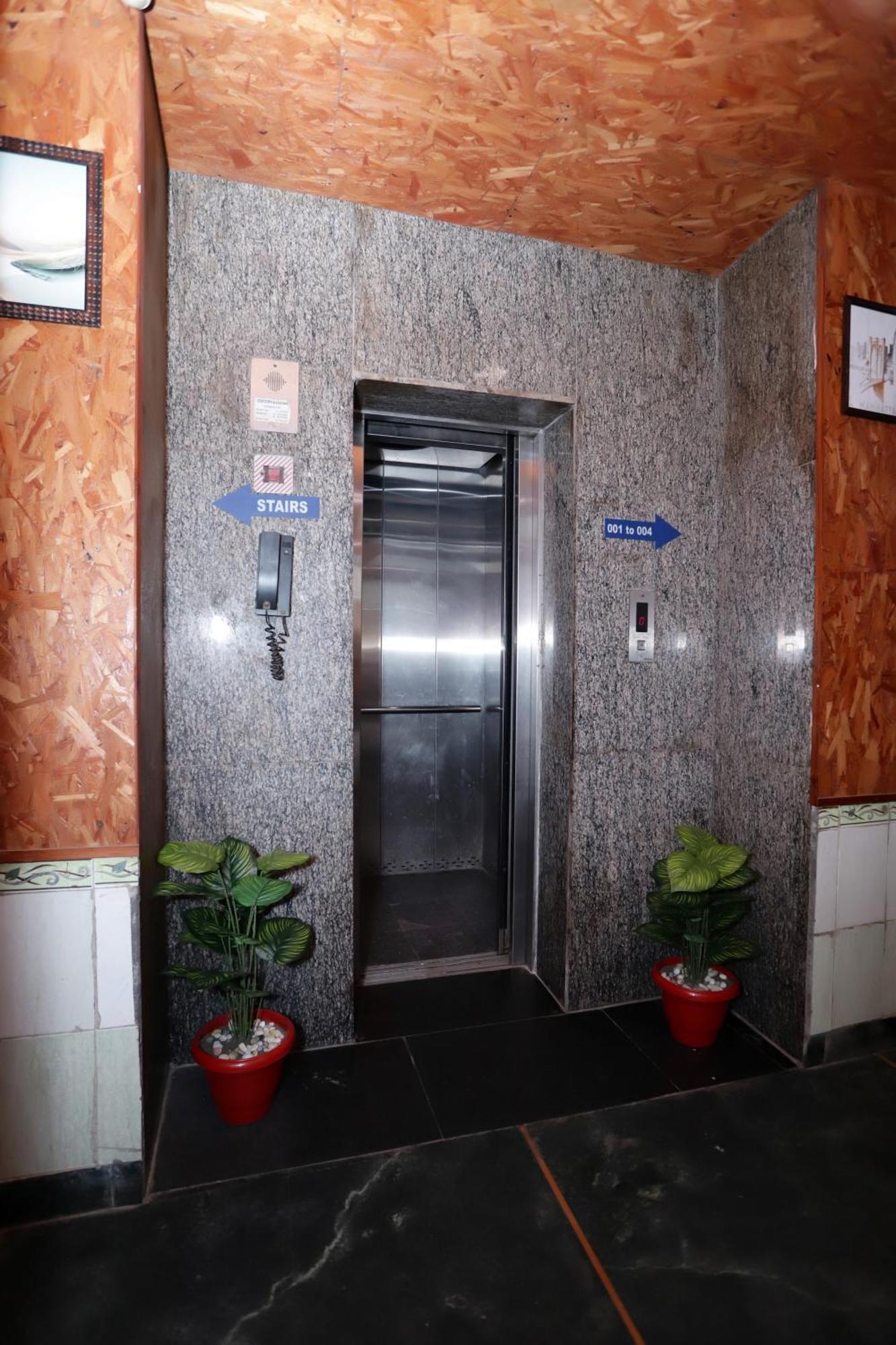 Hotel Warm Welcome - Noida Sector 51 المظهر الخارجي الصورة