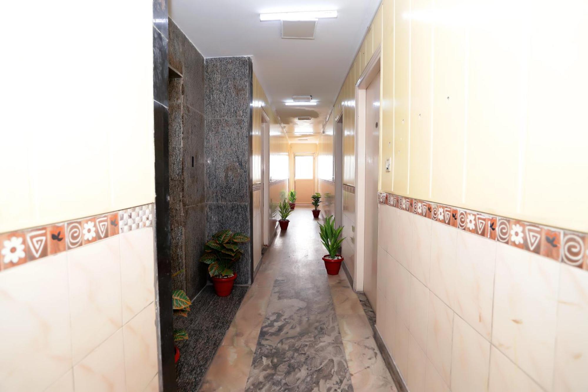 Hotel Warm Welcome - Noida Sector 51 المظهر الخارجي الصورة